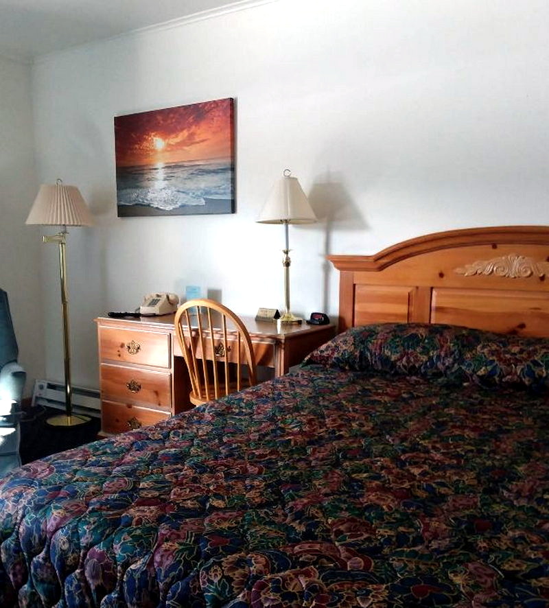 LAnse Motel & Suites - From Web Listing (newer photo)